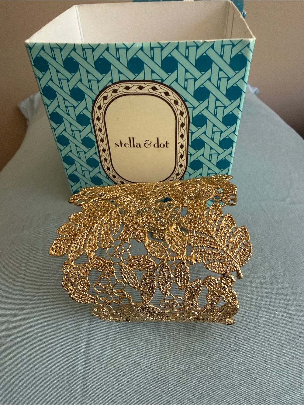 Stella & Dot Gold Floral Filigree Statement Cuff